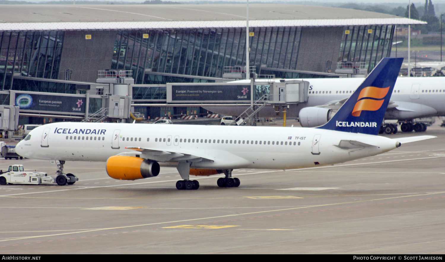 Aircraft Photo of TF-IST | Boeing 757-256 | Icelandair | AirHistory.net #255139