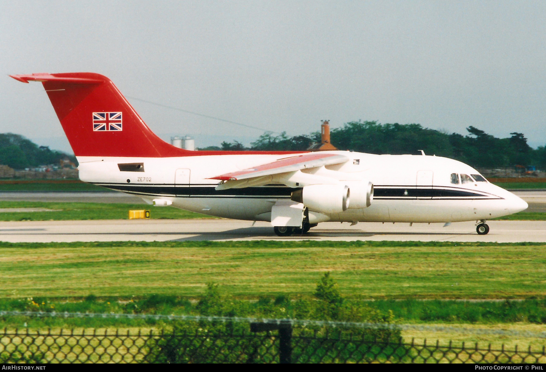 Aircraft Photo of ZE702 | British Aerospace BAe-146 CC.2 | UK - Air Force | AirHistory.net #255230