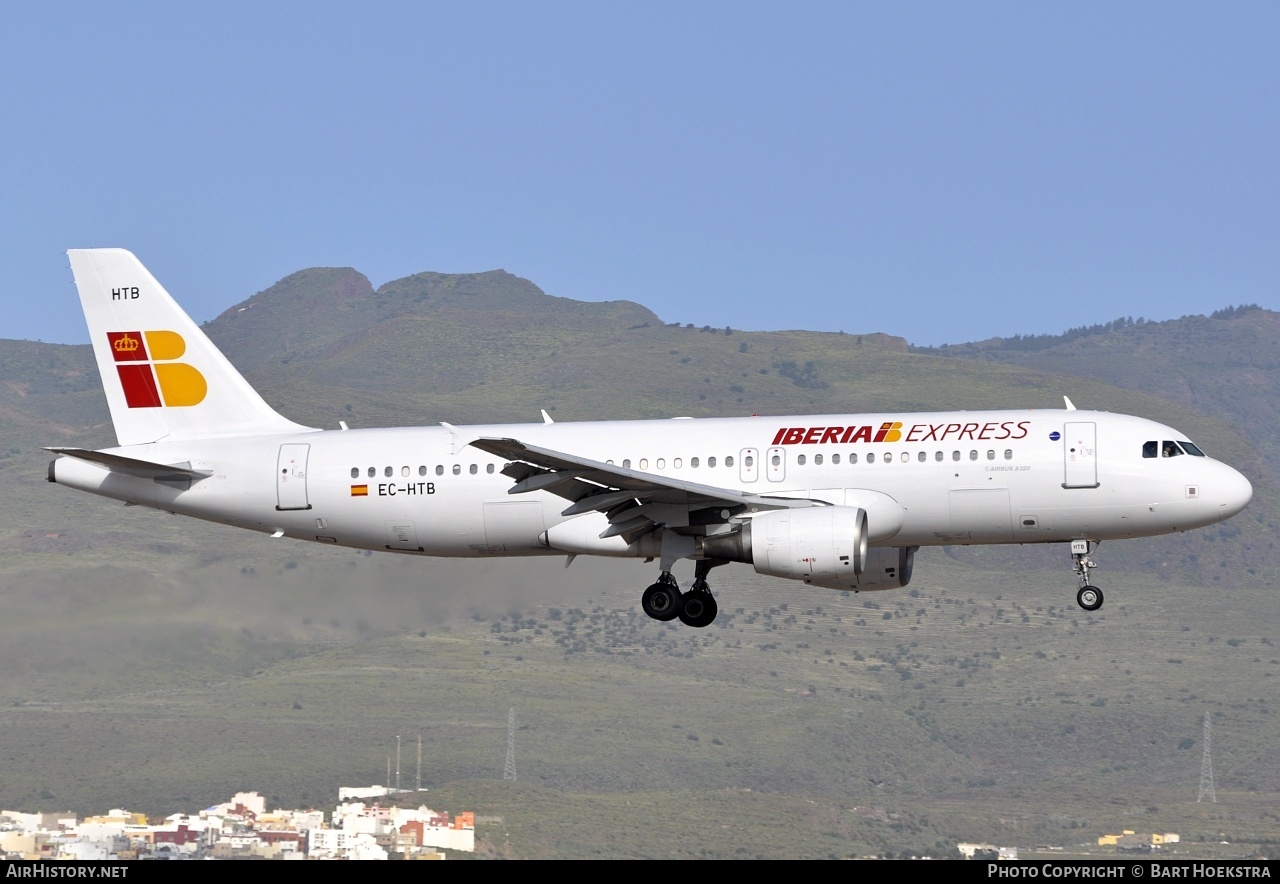 Aircraft Photo of EC-HTB | Airbus A320-214 | Iberia Express | AirHistory.net #255232