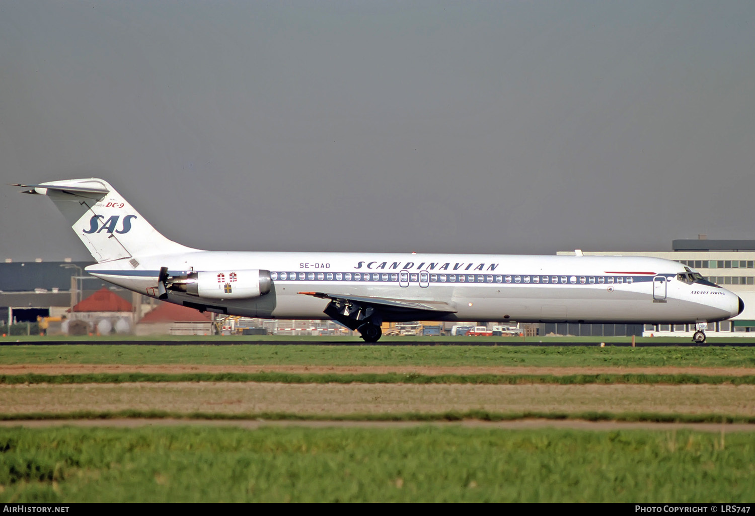 Aircraft Photo of SE-DAO | McDonnell Douglas DC-9-41 | Scandinavian Airlines - SAS | AirHistory.net #255341