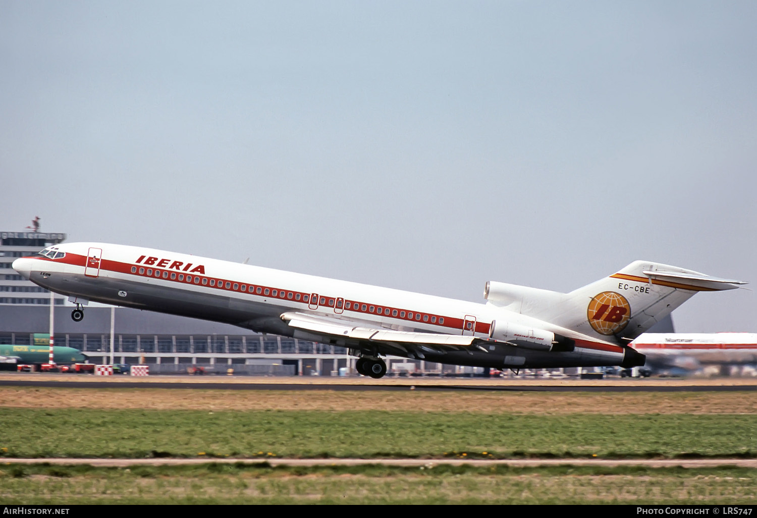 Aircraft Photo of EC-CBE | Boeing 727-256/Adv | Iberia | AirHistory.net #255349