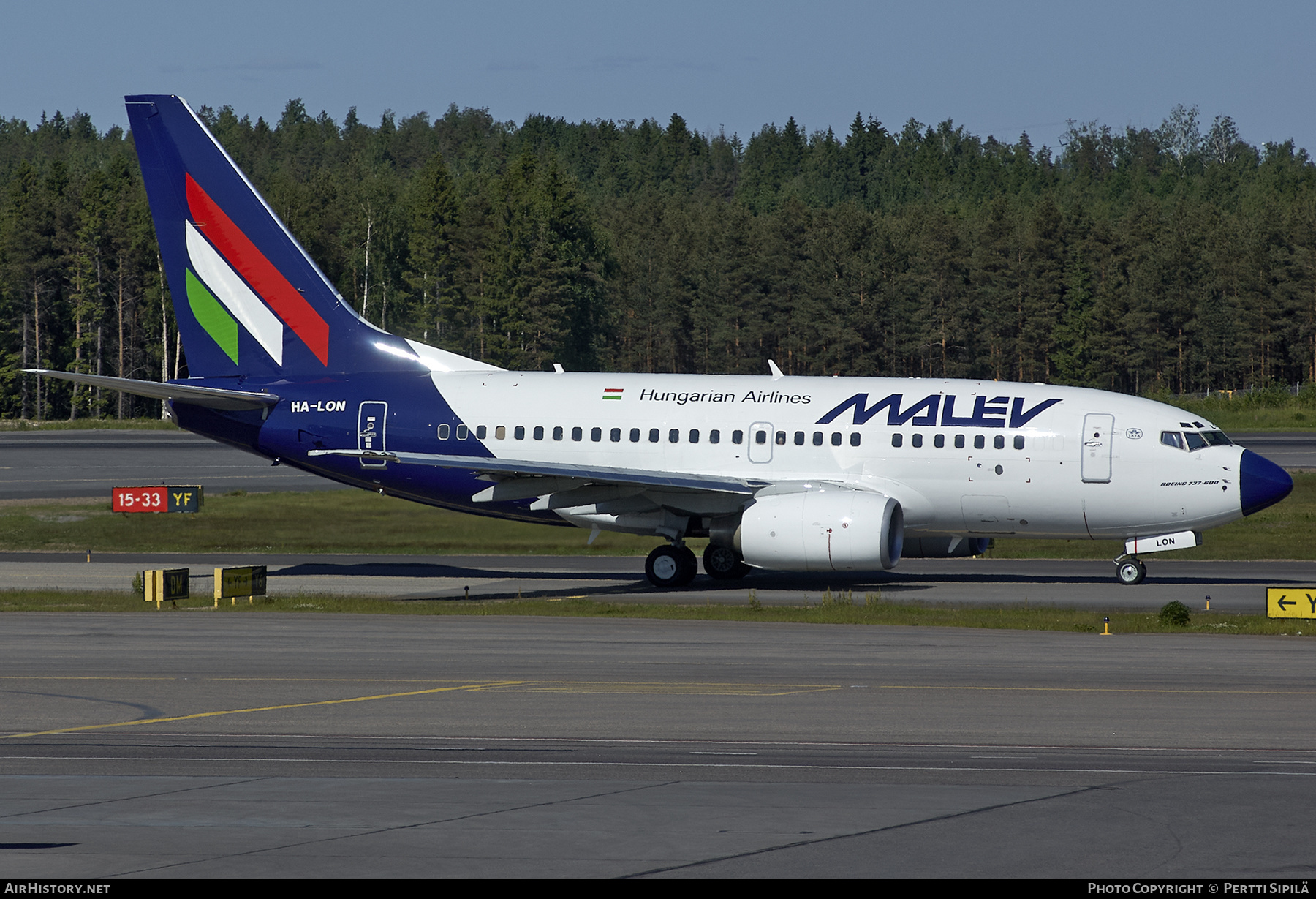 Aircraft Photo of HA-LON | Boeing 737-6Q8 | Malév - Hungarian Airlines | AirHistory.net #255371