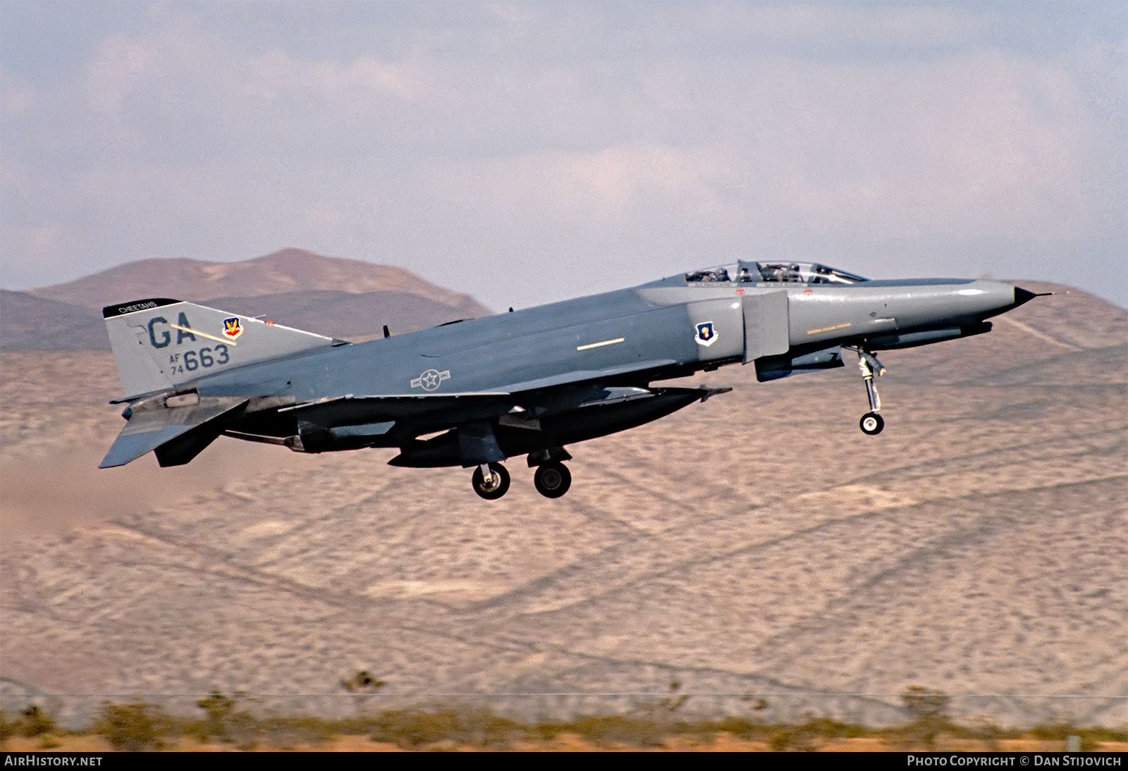 Aircraft Photo of 74-0663 / AF74-663 | McDonnell Douglas F-4E Phantom II | USA - Air Force | AirHistory.net #255443