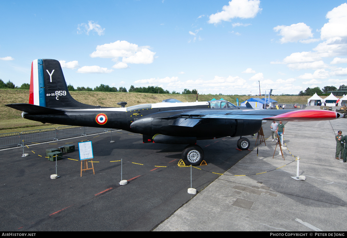 Aircraft Photo of 44-35859 | Douglas B-26C Invader | France - Air Force | AirHistory.net #255561