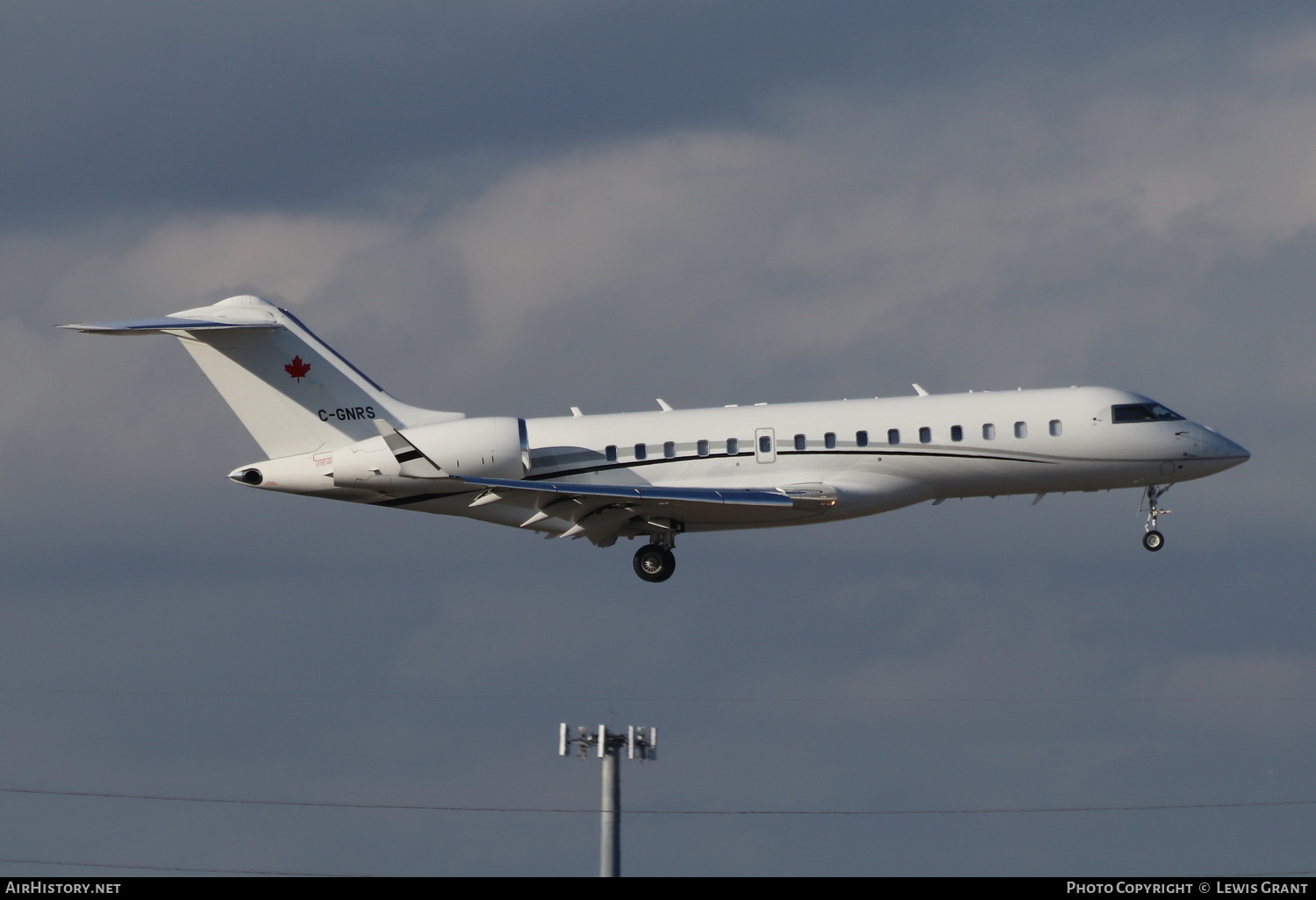 Aircraft Photo of C-GNRS | Bombardier Global Express XRS (BD-700-1A10) | AirHistory.net #255576
