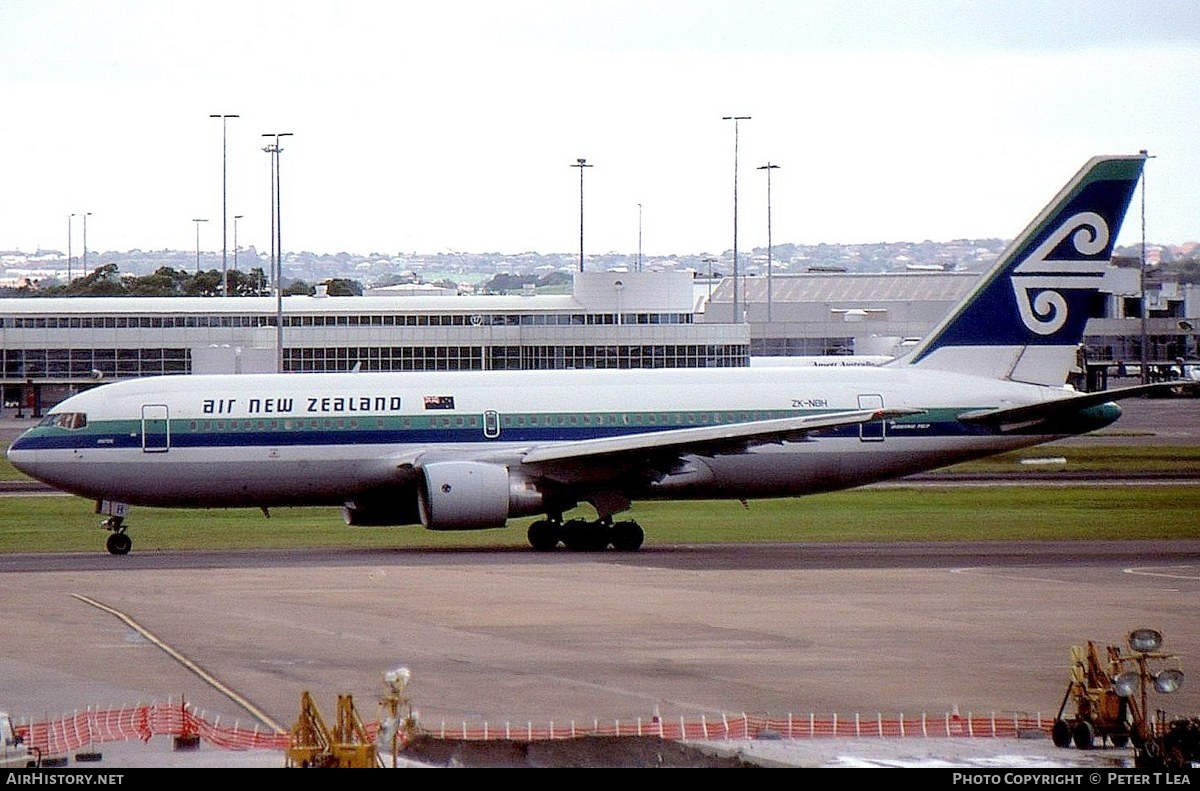 Aircraft Photo of ZK-NBH | Boeing 767-209(ER) | Air New Zealand | AirHistory.net #255892