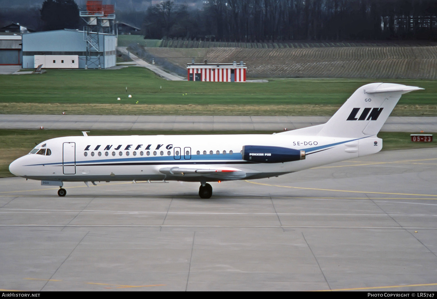 Aircraft Photo of SE-DGO | Fokker F28-4000 Fellowship | Linjeflyg | AirHistory.net #255965