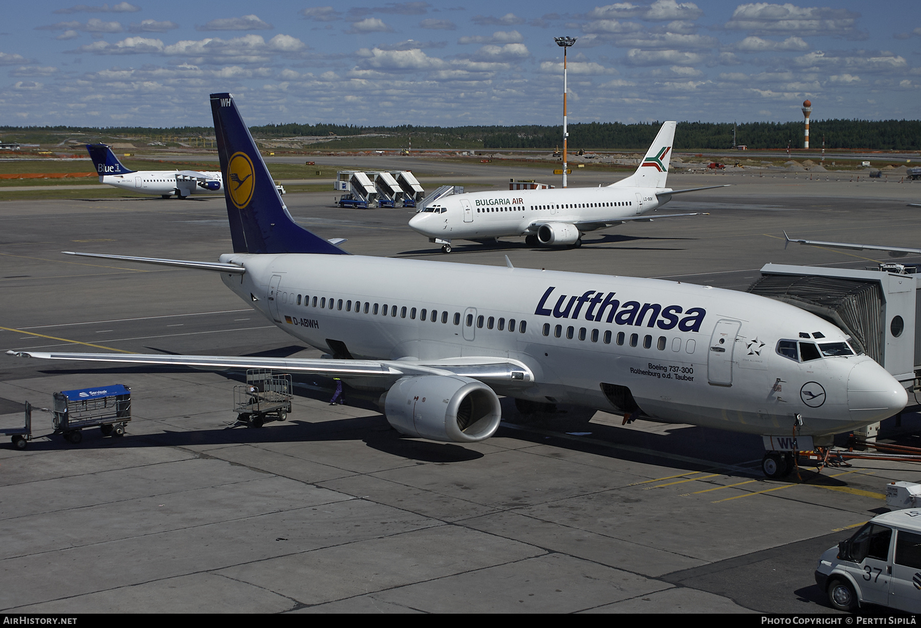 Aircraft Photo of D-ABWH | Boeing 737-330 | Lufthansa | AirHistory.net #256100