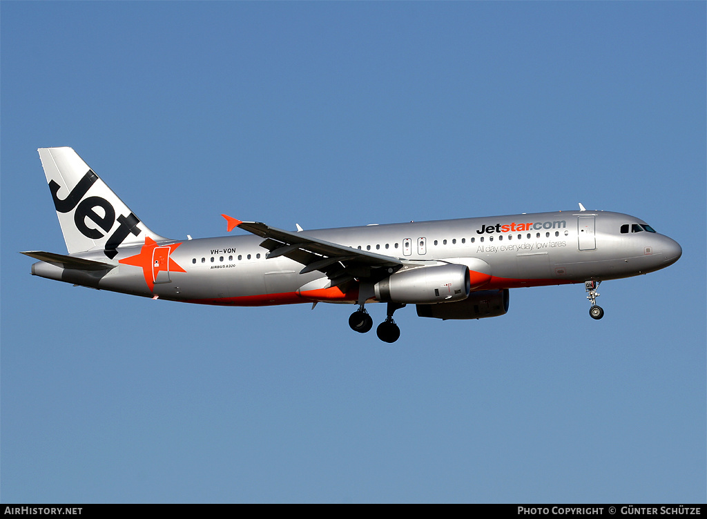 Aircraft Photo of VH-VQN | Airbus A320-232 | Jetstar Airways | AirHistory.net #256173