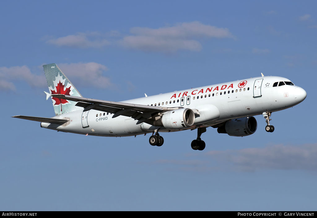 Aircraft Photo of C-FPWD | Airbus A320-211 | Air Canada | AirHistory.net #256187