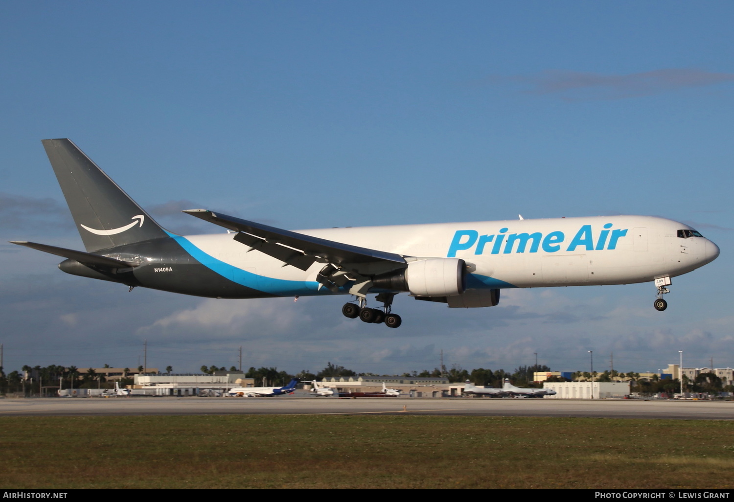 Aircraft Photo of N1409A | Boeing 767-306/ER(BCF) | Prime Air | AirHistory.net #256241