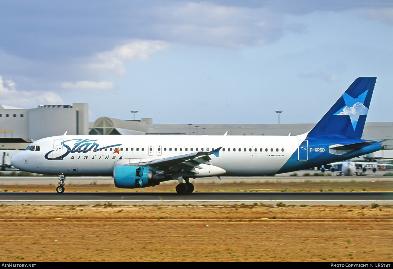 Aircraft Photo of F-GRSD | Airbus A320-214 | Star Airlines | AirHistory.net #256288