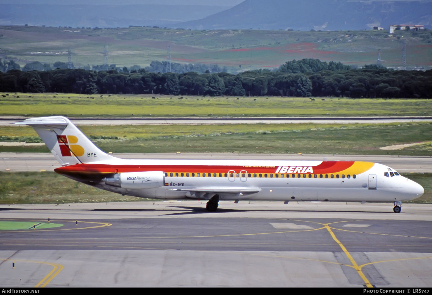 Aircraft Photo of EC-BYE | McDonnell Douglas DC-9-32 | Iberia | AirHistory.net #256299