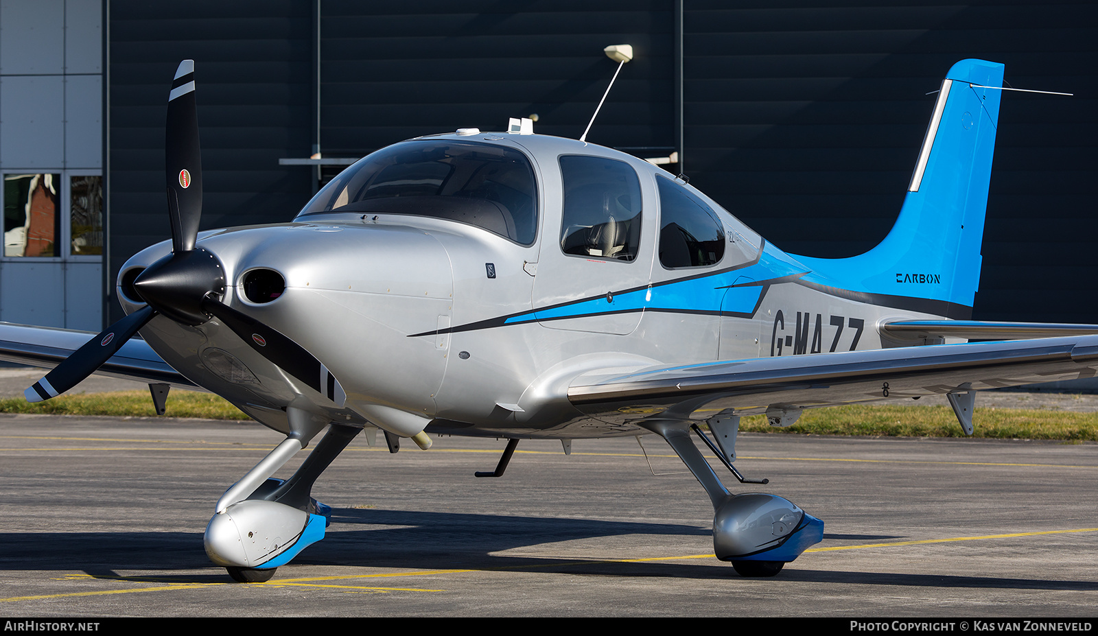 Aircraft Photo of G-MAZZ | Cirrus SR-22 G5-GTS Carbon | AirHistory.net #256332