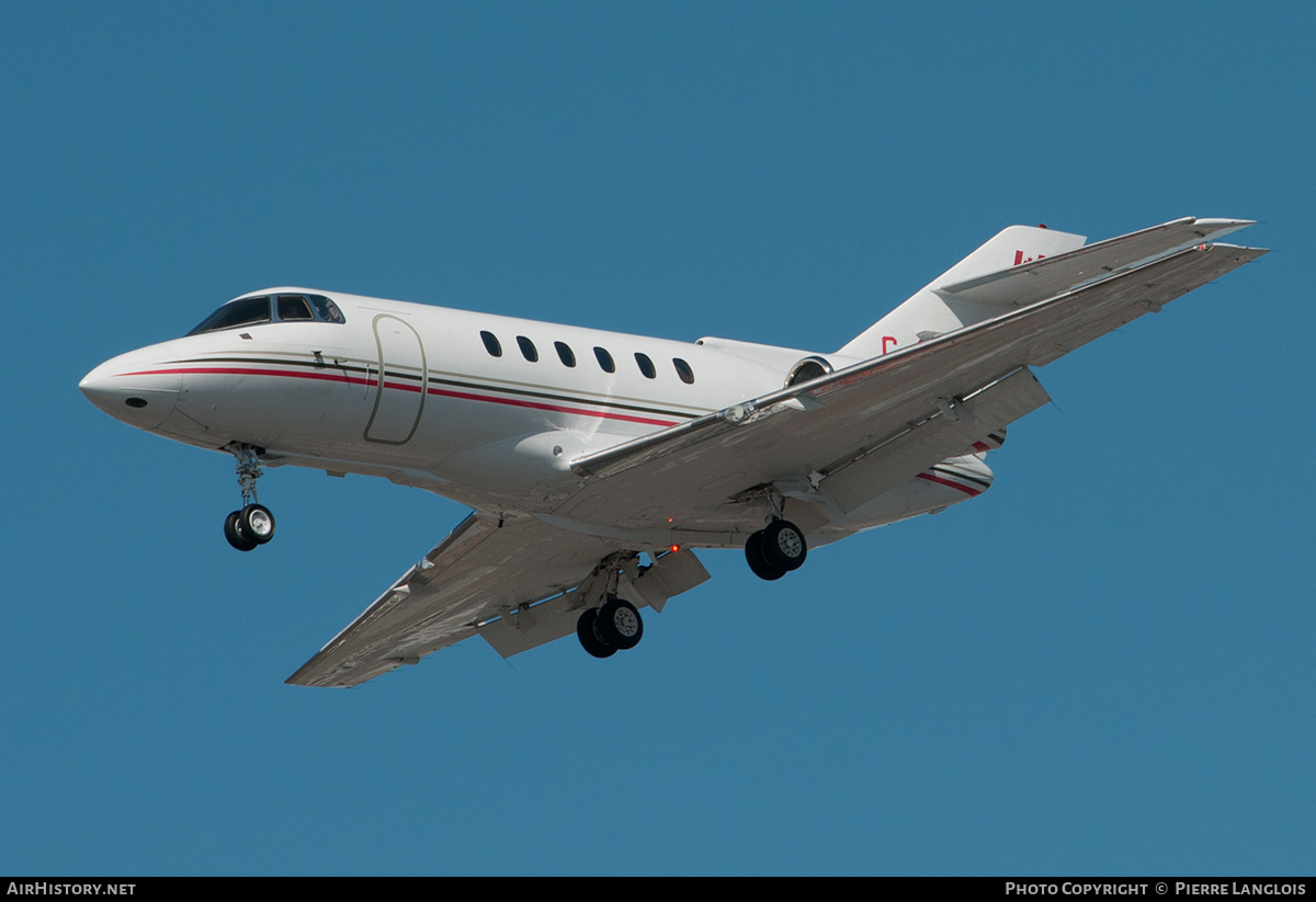 Aircraft Photo of C-GIBU | Raytheon Hawker 800XP | AirHistory.net #256484