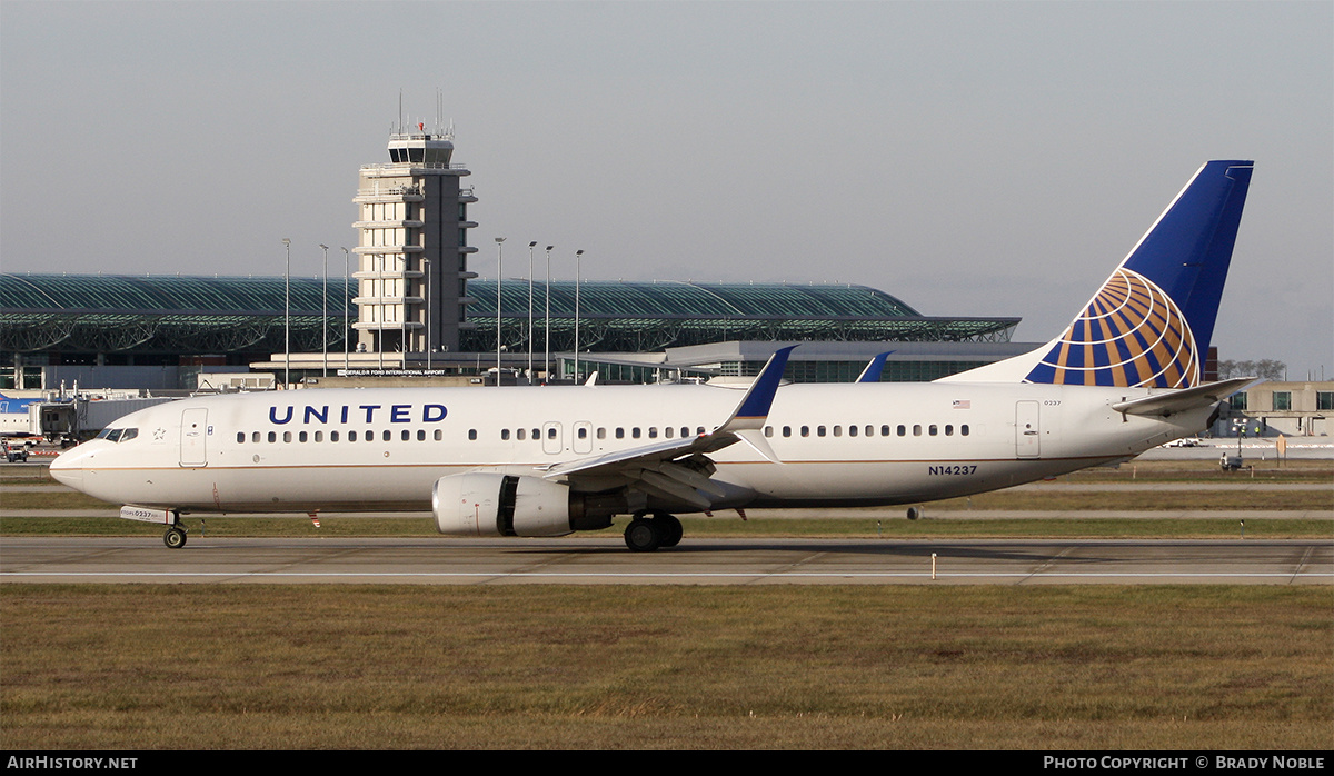 Aircraft Photo of N14237 | Boeing 737-824 | United Airlines | AirHistory.net #256496