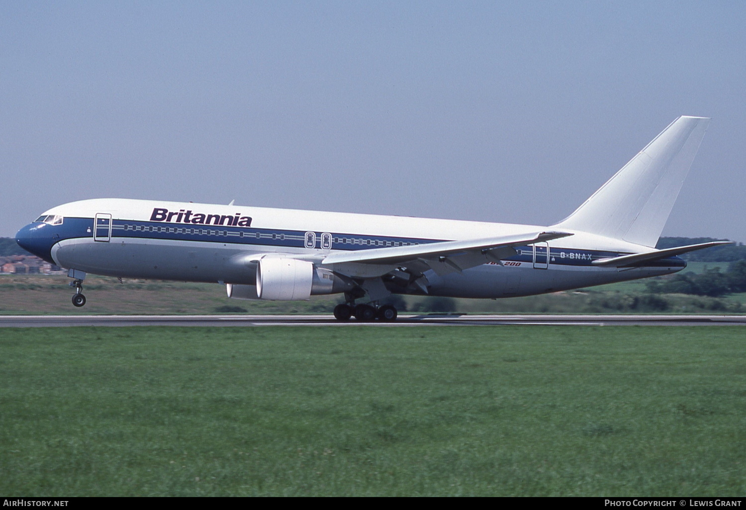 Aircraft Photo of G-BNAX | Boeing 767-205 | Britannia Airways | AirHistory.net #256538