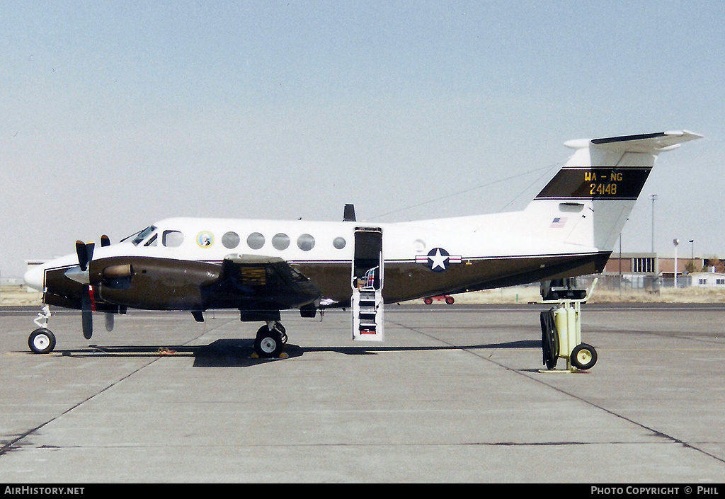 Aircraft Photo of 83-24148 / 24148 | Beech C-12D Huron | USA - Army | AirHistory.net #256554