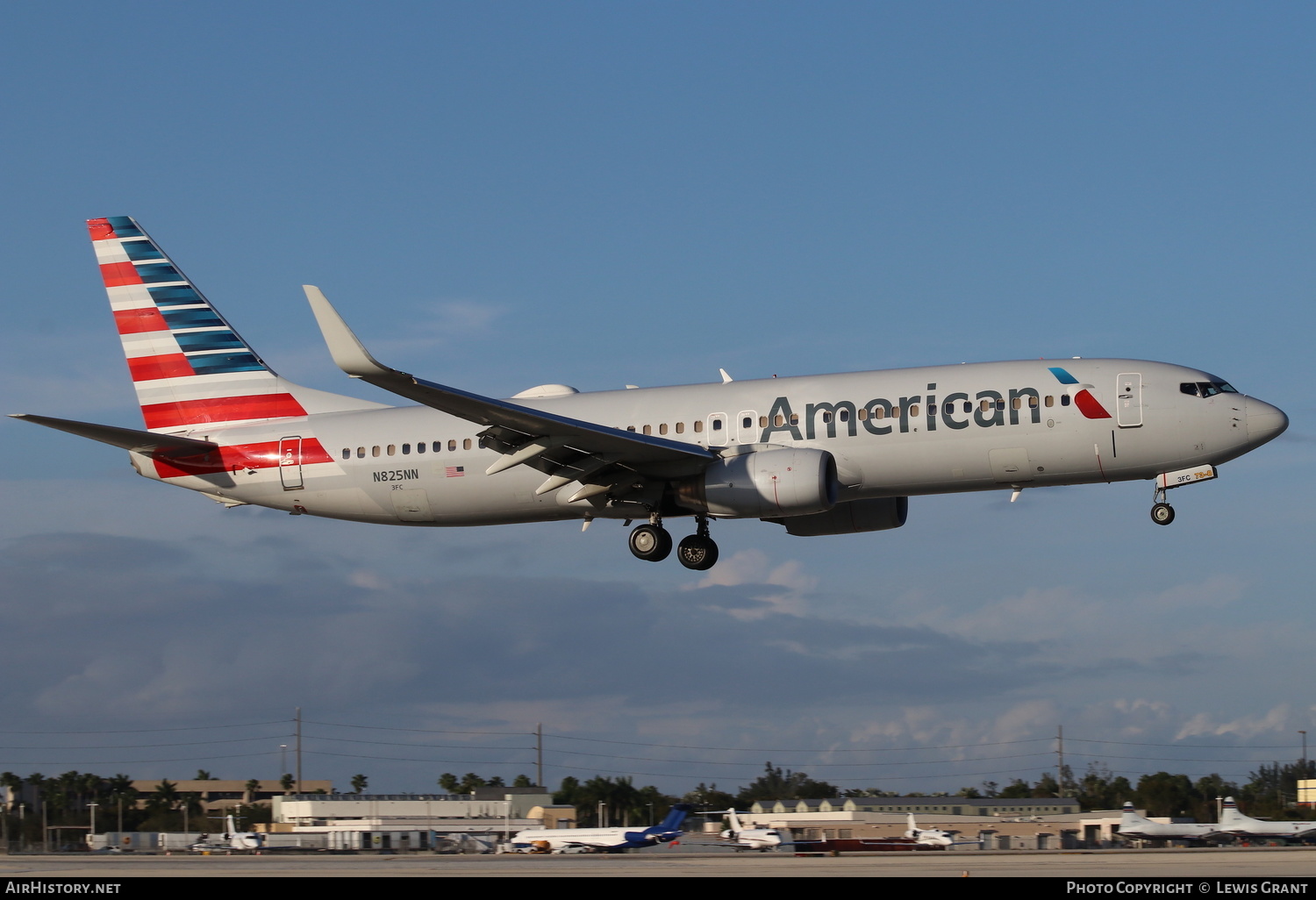 Aircraft Photo of N825NN | Boeing 737-823 | American Airlines | AirHistory.net #256562