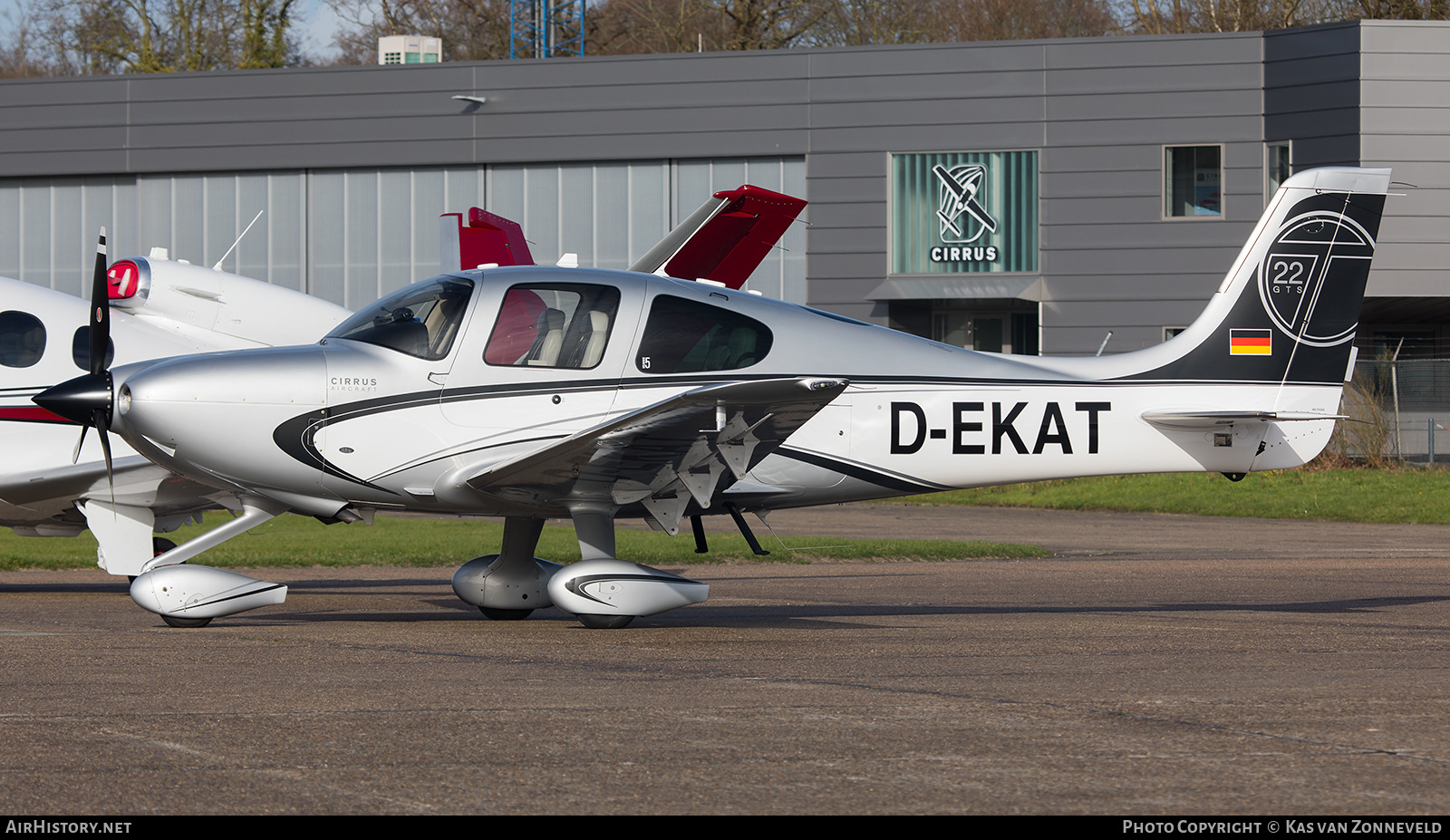 Aircraft Photo of D-EKAT | Cirrus SR-22T G5-GTS | AirHistory.net #256563