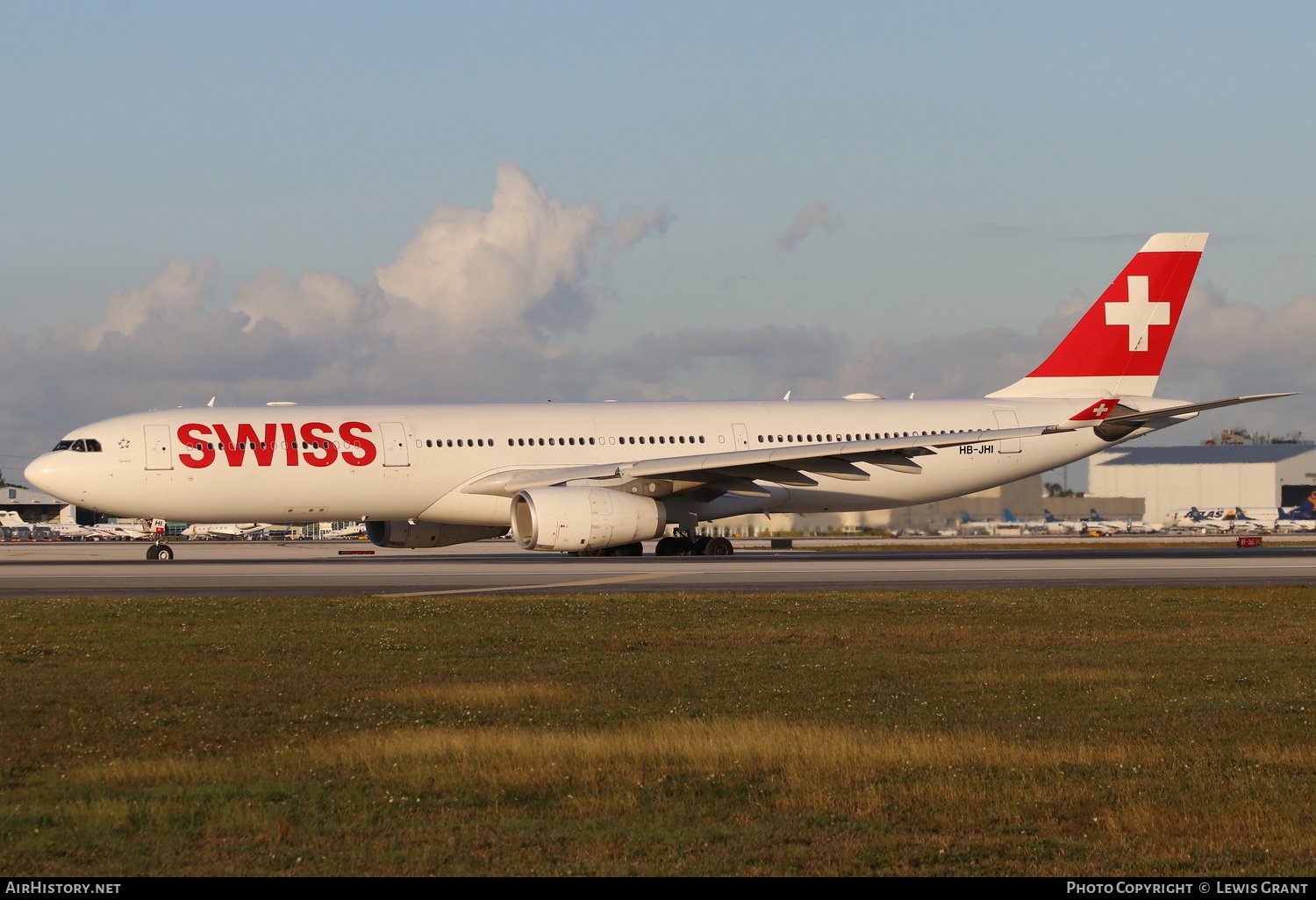 Aircraft Photo of HB-JHI | Airbus A330-343 | Swiss International Air Lines | AirHistory.net #256566