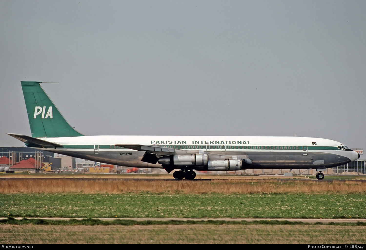 Aircraft Photo of AP-AWU | Boeing 707-373C | Pakistan International Airlines - PIA | AirHistory.net #256571