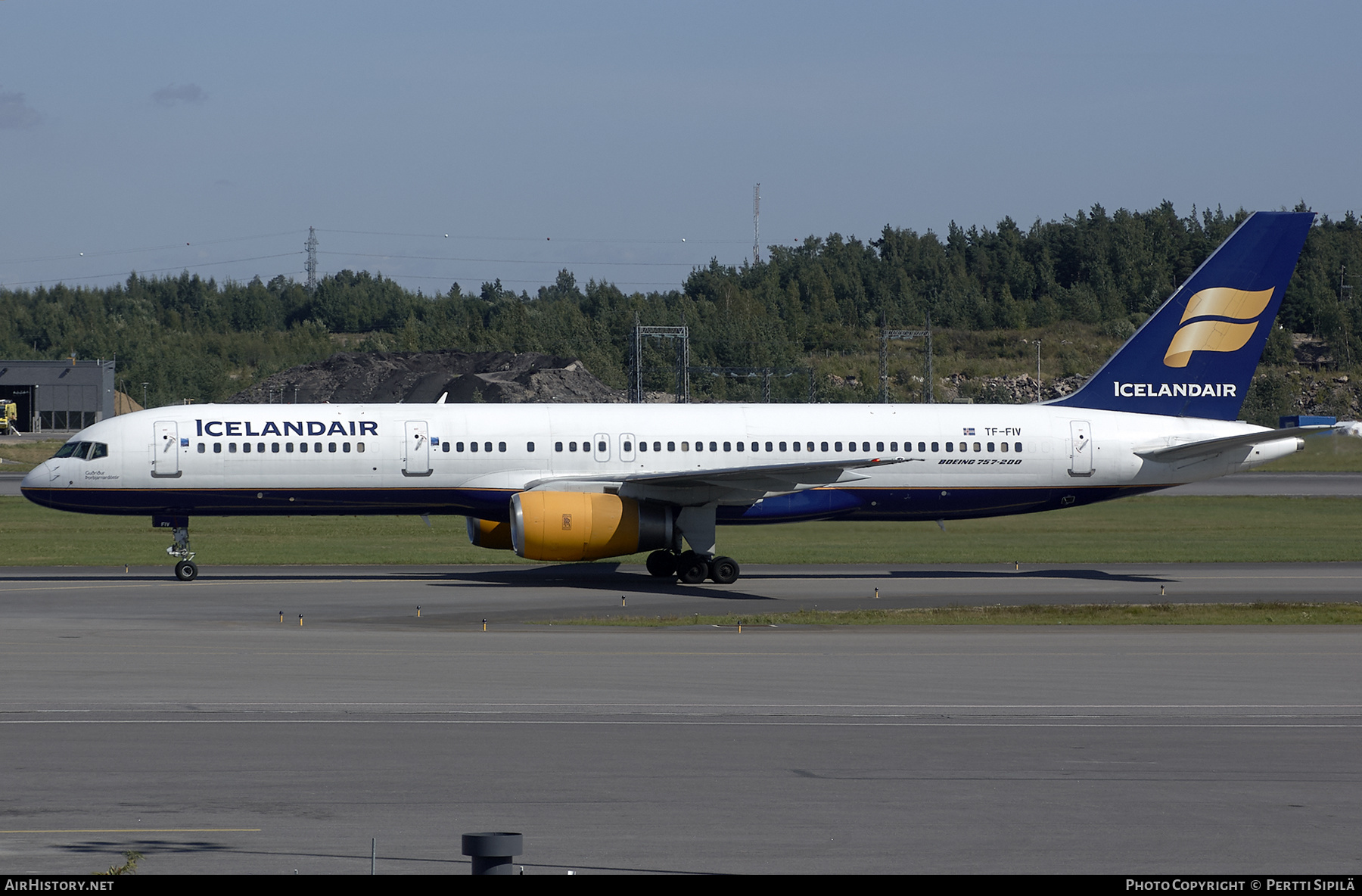 Aircraft Photo of TF-FIV | Boeing 757-208 | Icelandair | AirHistory.net #256651