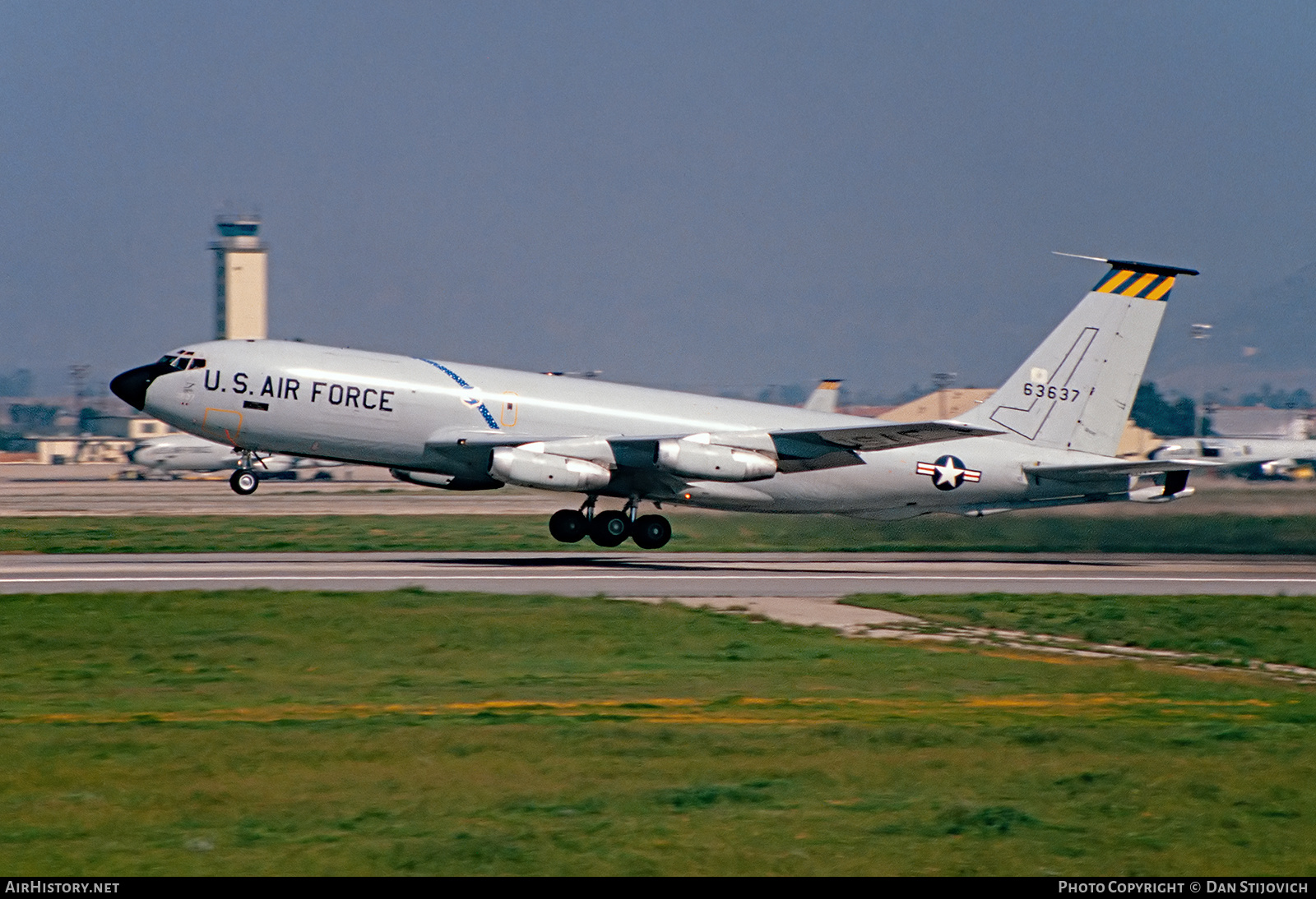 Aircraft Photo of 56-3637 / 63637 | Boeing KC-135A Stratotanker | USA - Air Force | AirHistory.net #256693