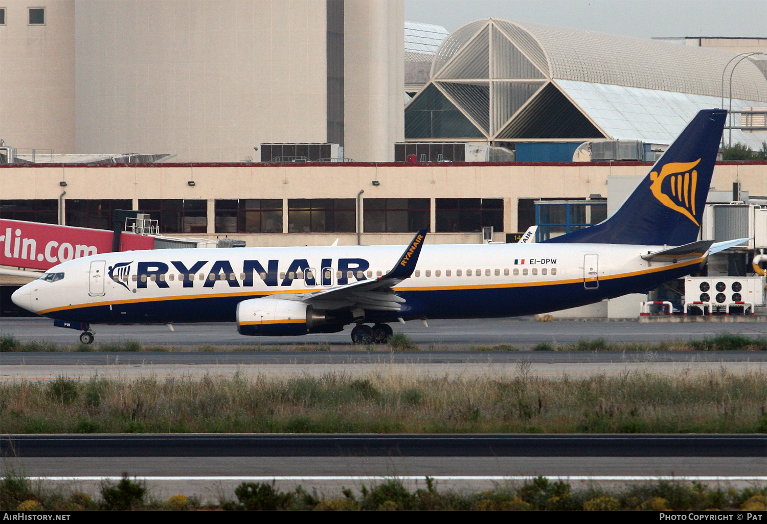 Aircraft Photo of EI-DPW | Boeing 737-8AS | Ryanair | AirHistory.net #256712