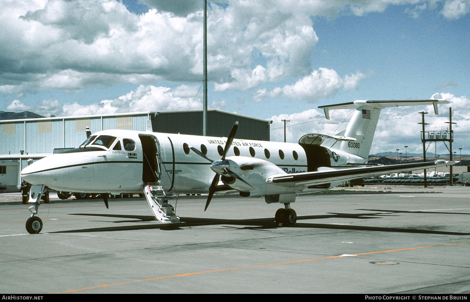 Aircraft Photo of 86-0080 / 60080 | Beech C-12J Huron | USA - Air Force | AirHistory.net #256760