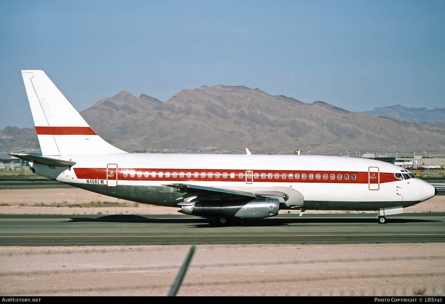 Aircraft Photo of N4501W | Boeing 737-247 | EG & G - Edgerton, Germeshausen, and Grier | AirHistory.net #256887