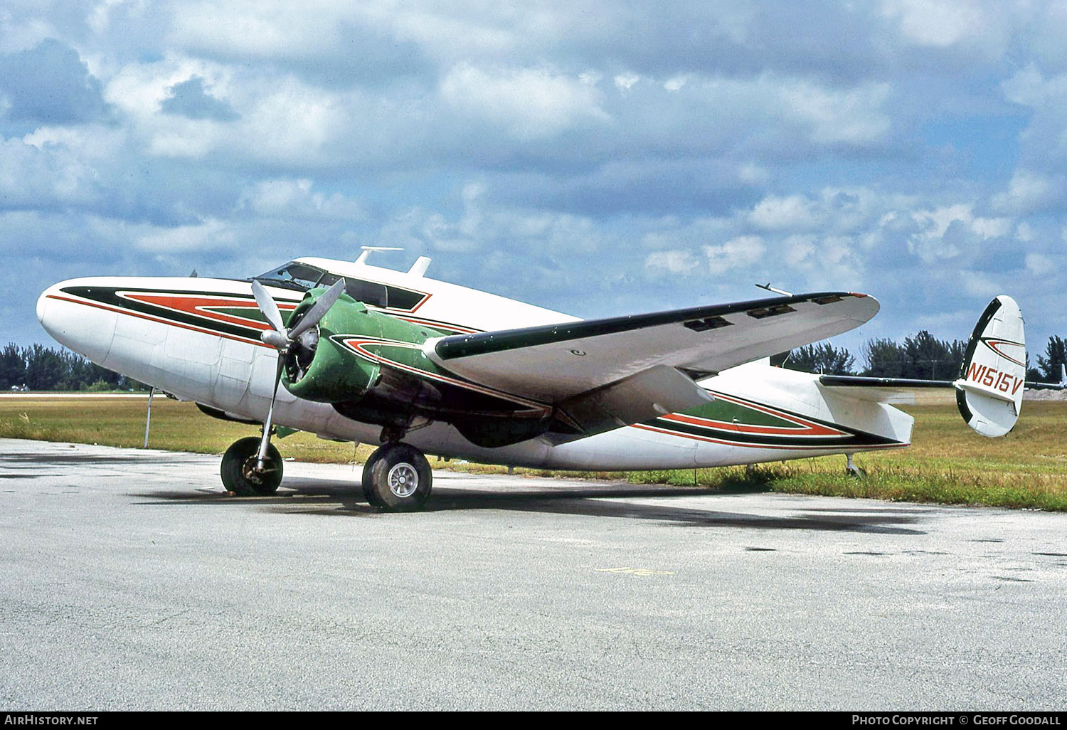 Aircraft Photo of N1515V | Howard 250 | AirHistory.net #256962