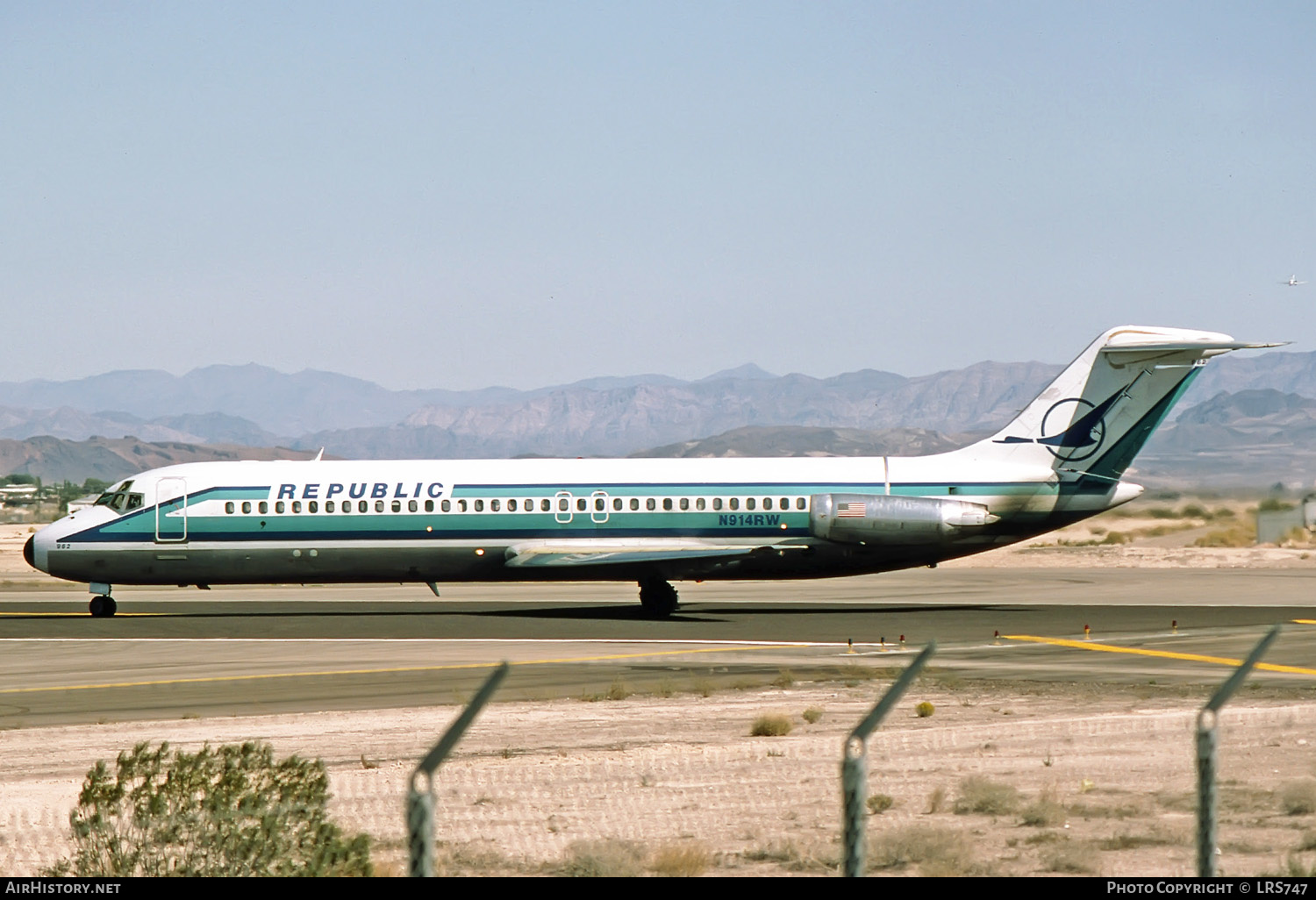 Aircraft Photo of N914RW | McDonnell Douglas DC-9-31 | Republic Airlines | AirHistory.net #257186