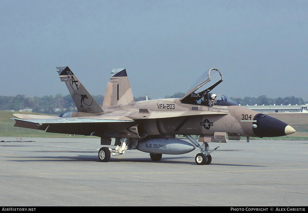 Aircraft Photo of 162904 | McDonnell Douglas F/A-18A Hornet | USA - Navy | AirHistory.net #257216