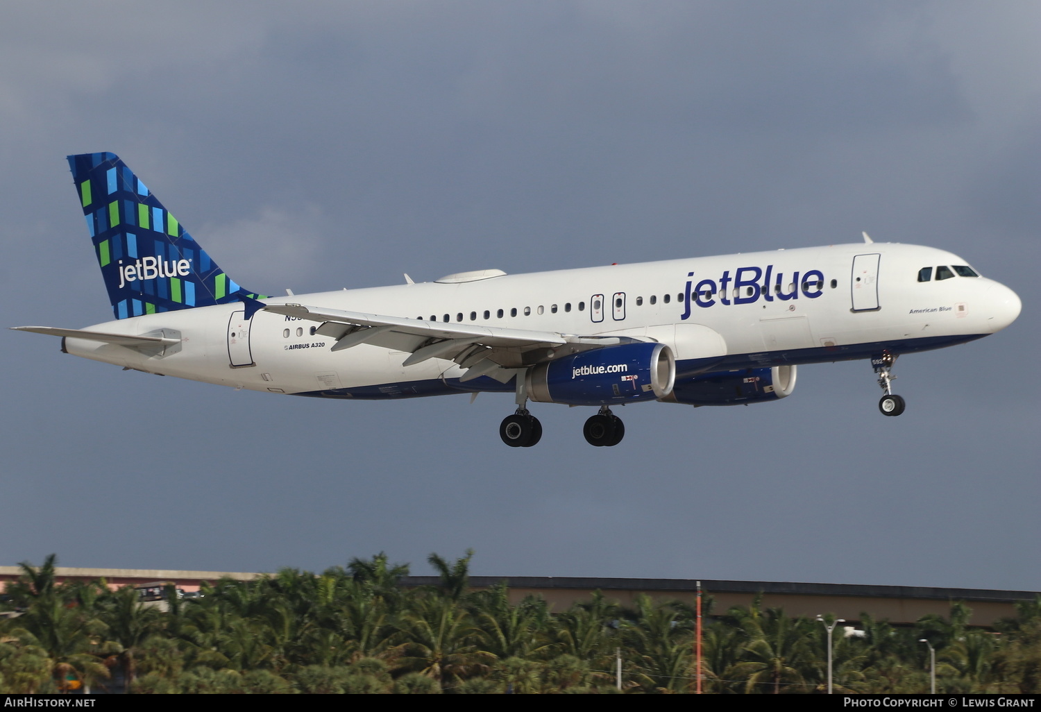 Aircraft Photo of N592JB | Airbus A320-232 | JetBlue Airways | AirHistory.net #257343
