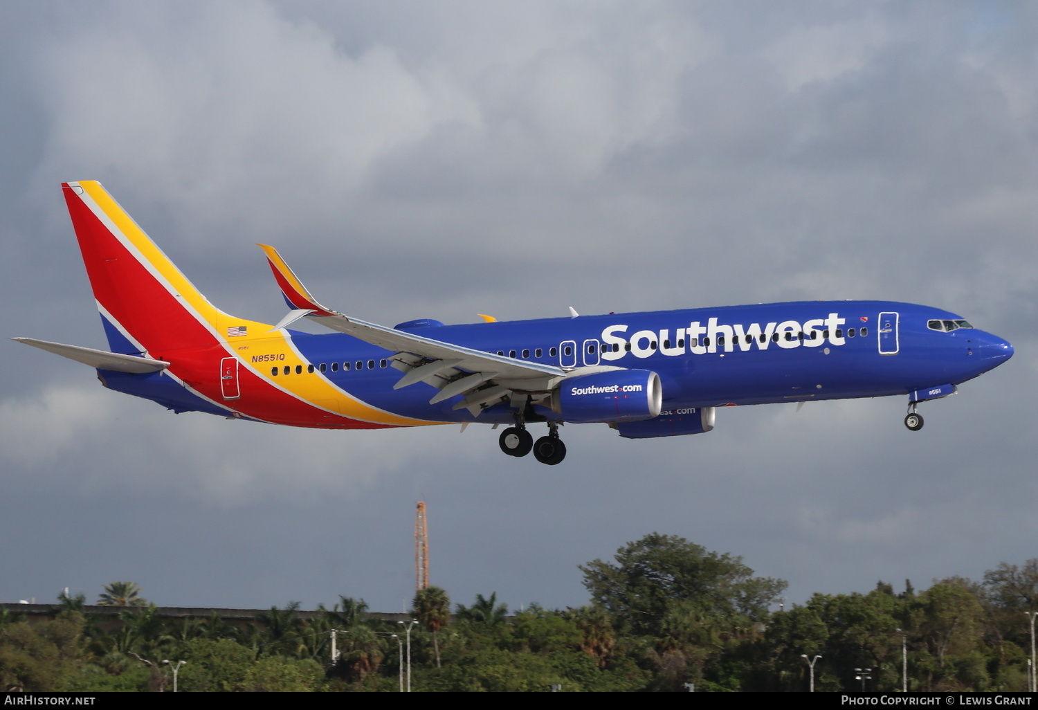 Aircraft Photo of N8551Q | Boeing 737-8H4 | Southwest Airlines | AirHistory.net #257344