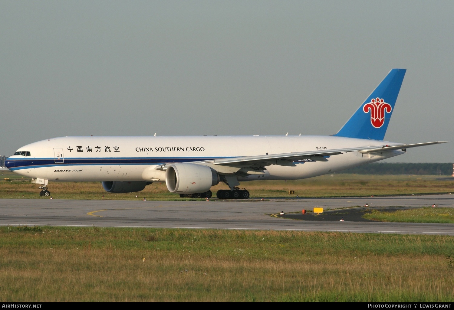 Aircraft Photo of B-2075 | Boeing 777-F1B | China Southern Airlines Cargo | AirHistory.net #257424