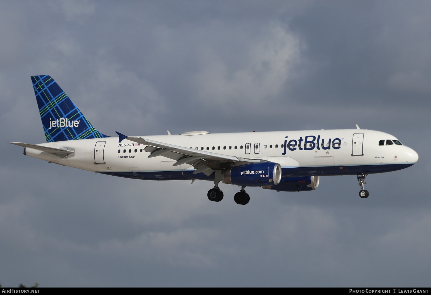 Aircraft Photo of N552JB | Airbus A320-232 | JetBlue Airways | AirHistory.net #257427