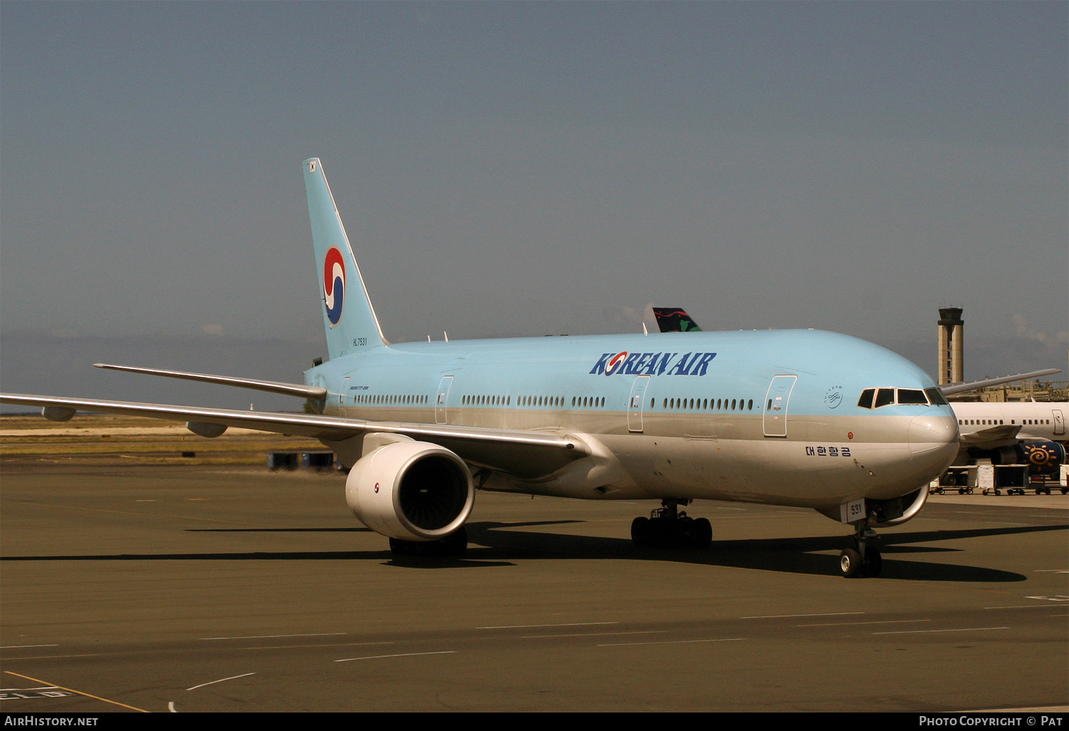 Aircraft Photo of HL7531 | Boeing 777-2B5/ER | Korean Air | AirHistory.net #257441