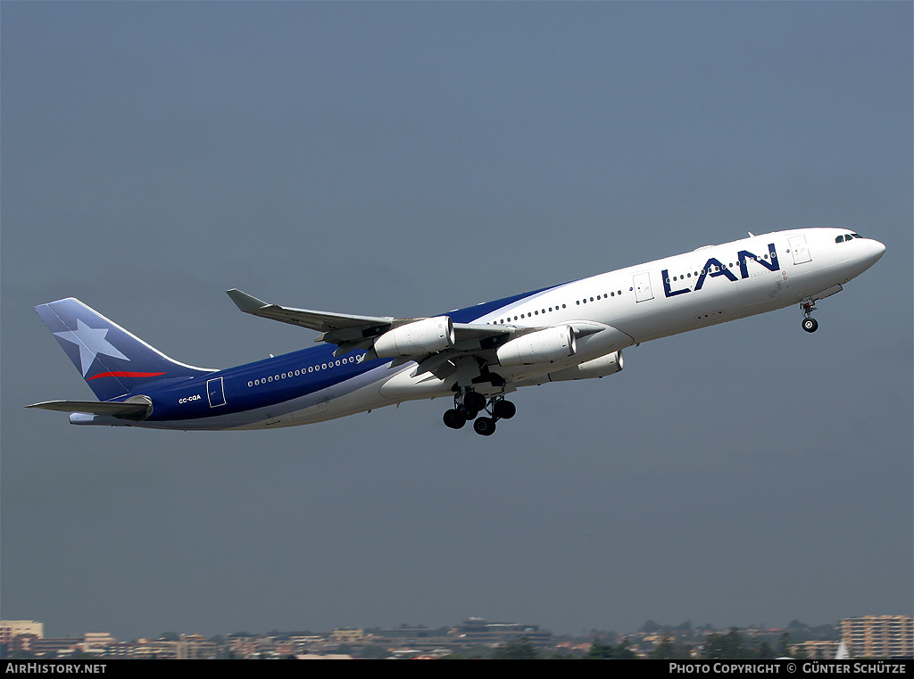 Aircraft Photo of CC-CQA | Airbus A340-313 | LAN Airlines - Línea Aérea Nacional | AirHistory.net #257460