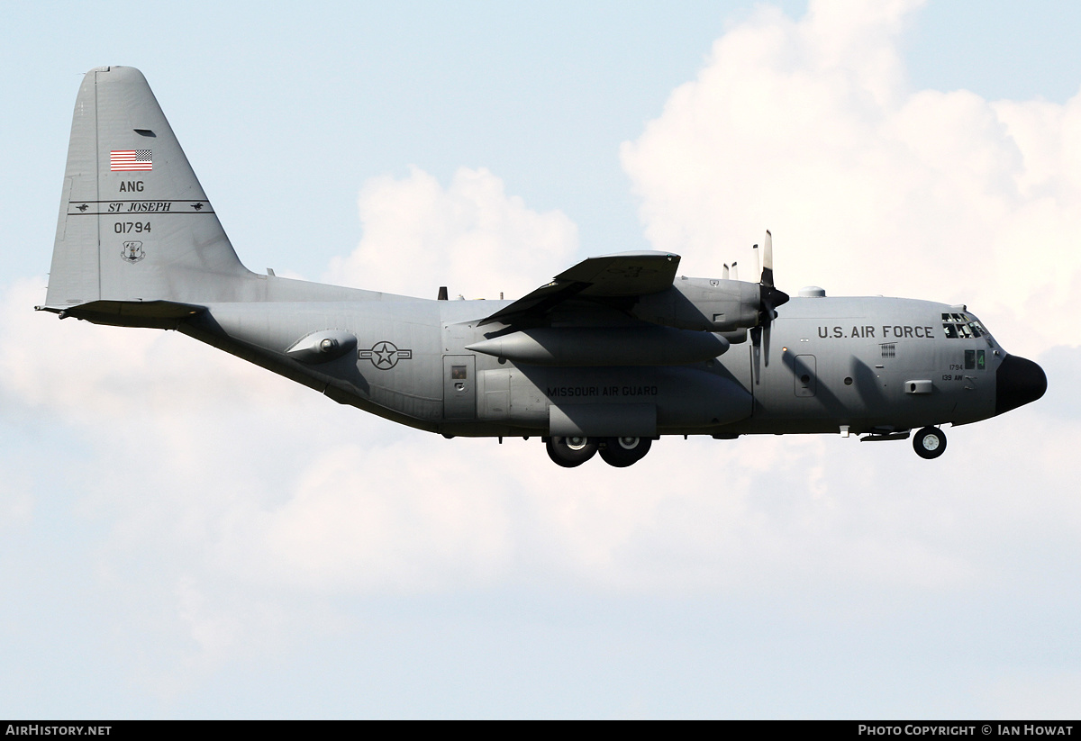 Aircraft Photo of 90-1794 / 01794 | Lockheed C-130H Hercules | USA - Air Force | AirHistory.net #257472