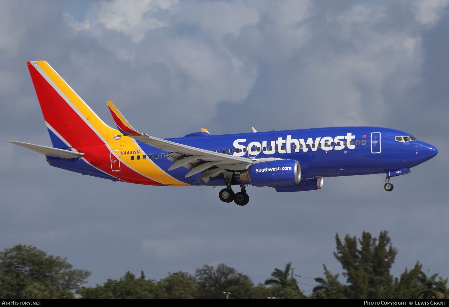 Aircraft Photo of N444WN | Boeing 737-7H4 | Southwest Airlines | AirHistory.net #257473