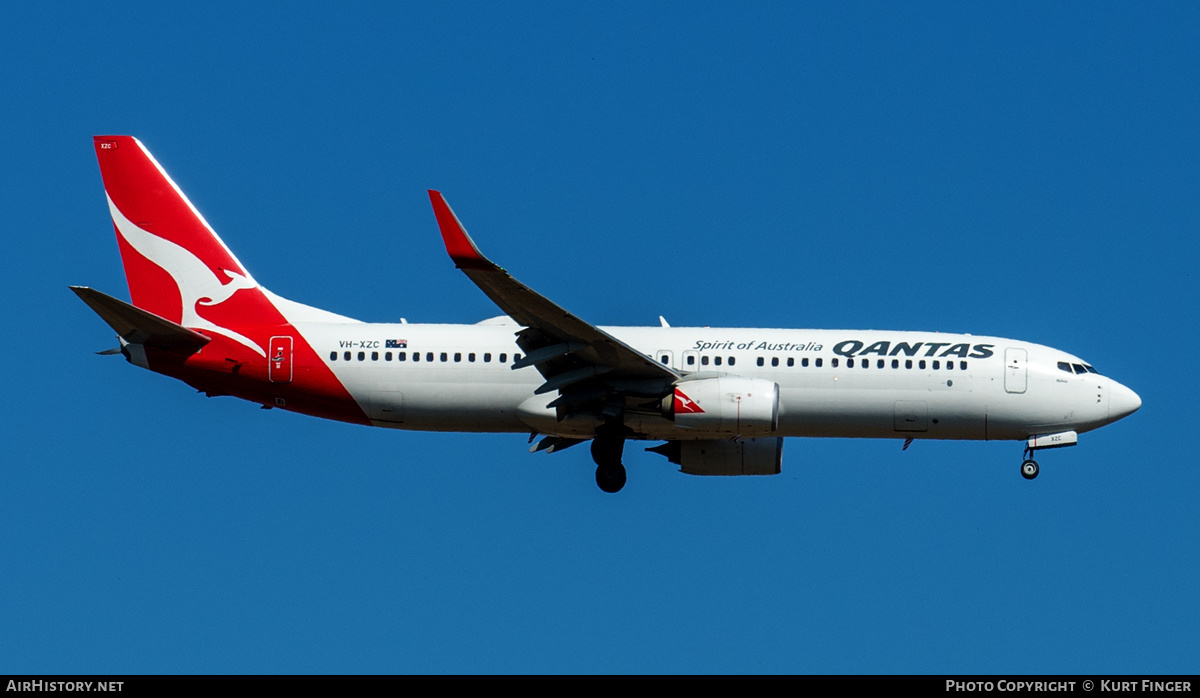 Aircraft Photo of VH-XZC | Boeing 737-838 | Qantas | AirHistory.net #257487