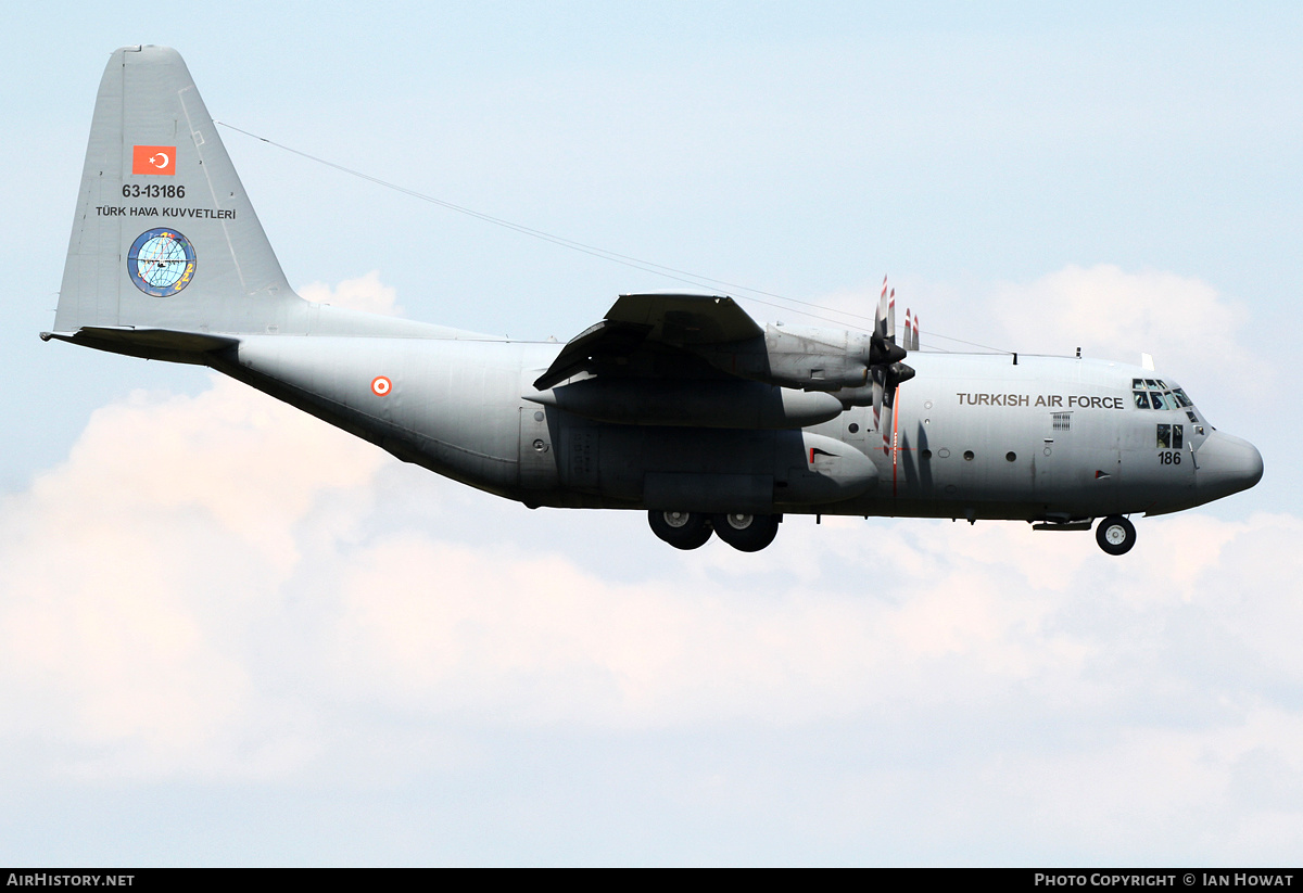 Aircraft Photo of 63-13186 | Lockheed C-130E Hercules (L-382) | Turkey - Air Force | AirHistory.net #257492