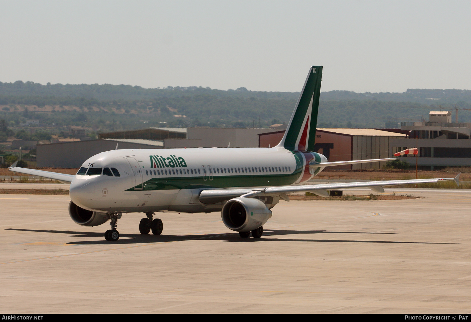 Aircraft Photo of EI-DTK | Airbus A320-216 | Alitalia | AirHistory.net #257516