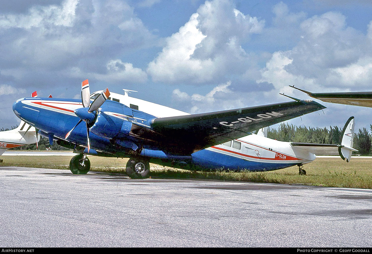 Aircraft Photo of C-GLOM | Howard 500 | AirHistory.net #257613