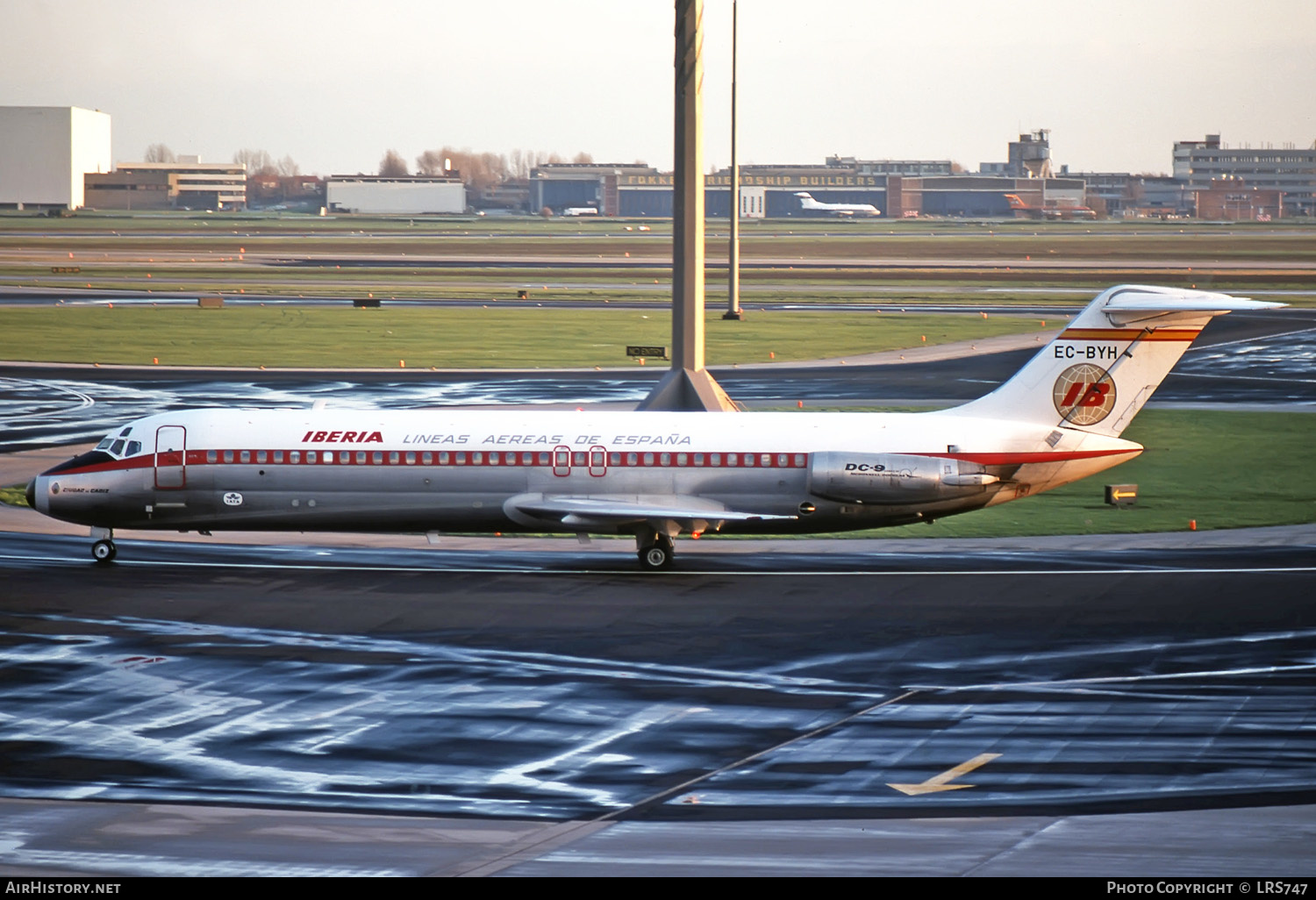 Aircraft Photo of EC-BYH | McDonnell Douglas DC-9-32 | Iberia | AirHistory.net #257634