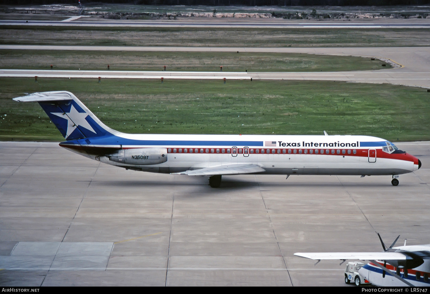 Aircraft Photo of N3508T | McDonnell Douglas DC-9-32 | Texas International Airlines | AirHistory.net #257681