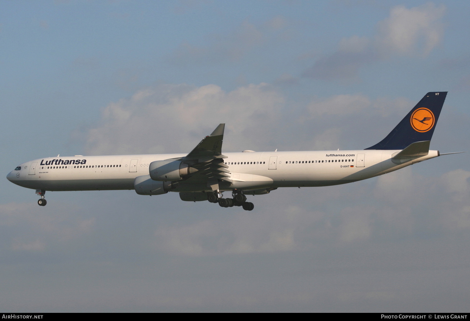 Aircraft Photo of D-AIHT | Airbus A340-642 | Lufthansa | AirHistory.net #257697