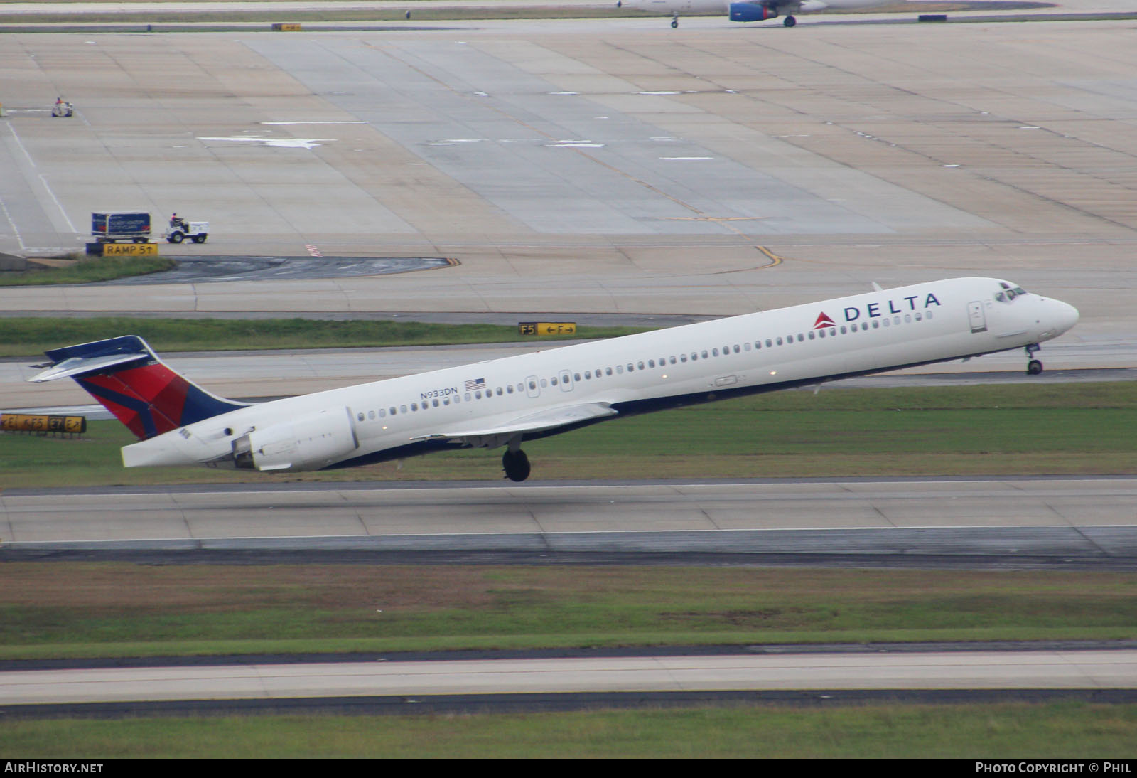 Aircraft Photo of N933DN | McDonnell Douglas MD-90-30 | Delta Air Lines | AirHistory.net #257724